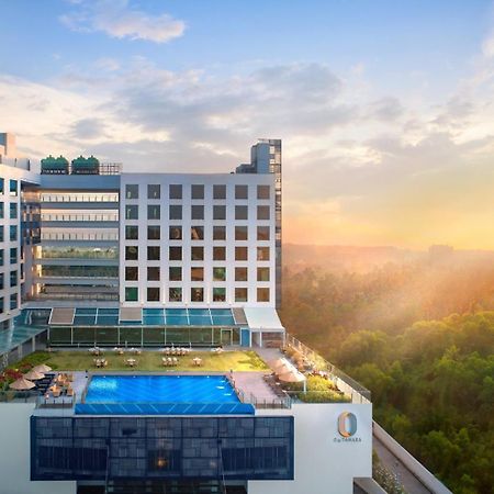 O By Tamara, Trivandrum Thiruvananthapuram Kültér fotó The hotel's rooftop pool