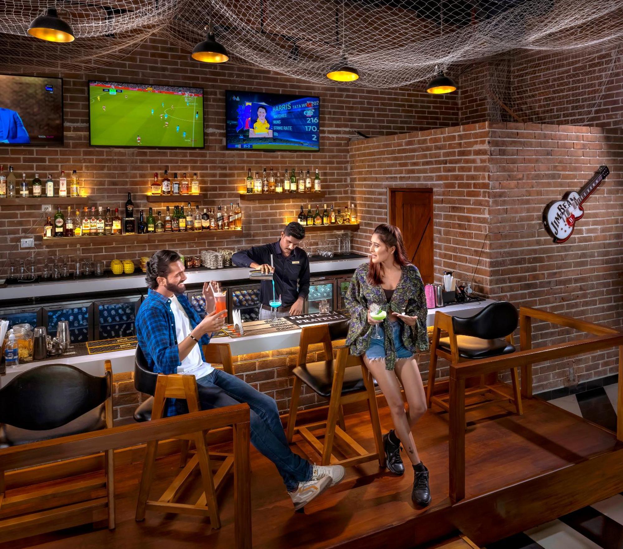 O By Tamara, Trivandrum Thiruvananthapuram Kültér fotó Bar